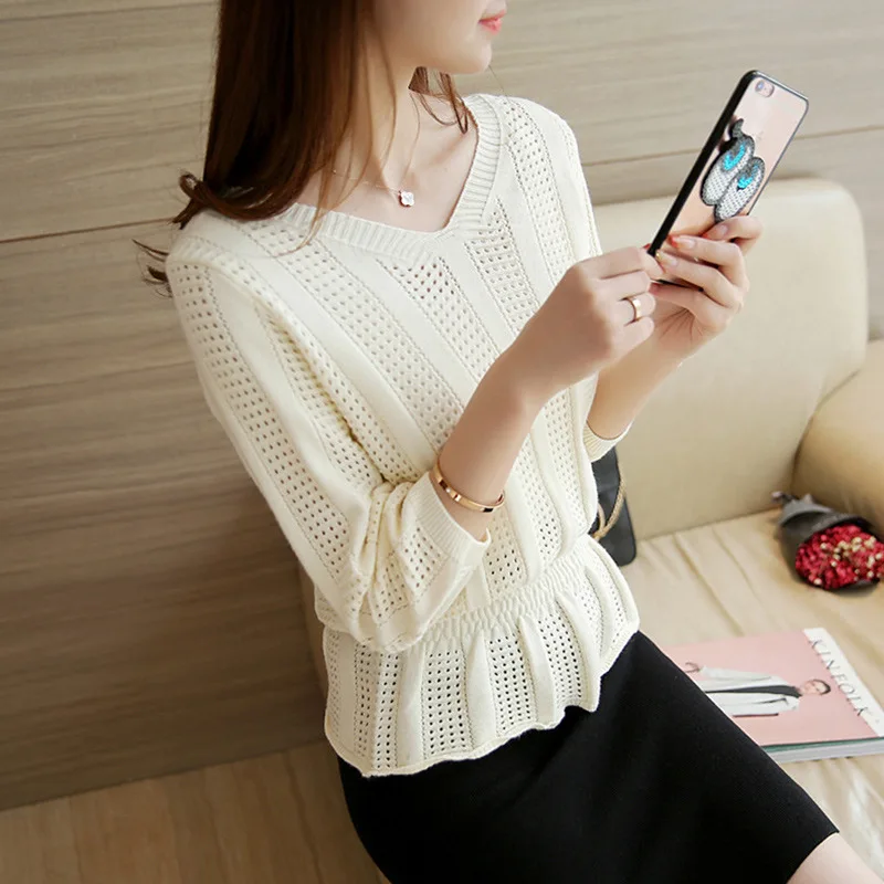 2019 autumn new hollow V-neck sweater women's Korean casual fashion nine-point sleeve thin loose waist bottoming shirt | Женская
