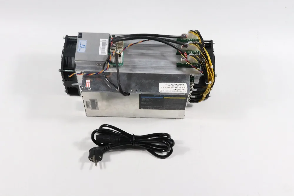 Б/у Майнер INNOSILICON T2 17.2TH/s с PSU Asic BTC BCH Bitcion лучше чем Whatsminer M3X M20S Antminer S9 T17 |