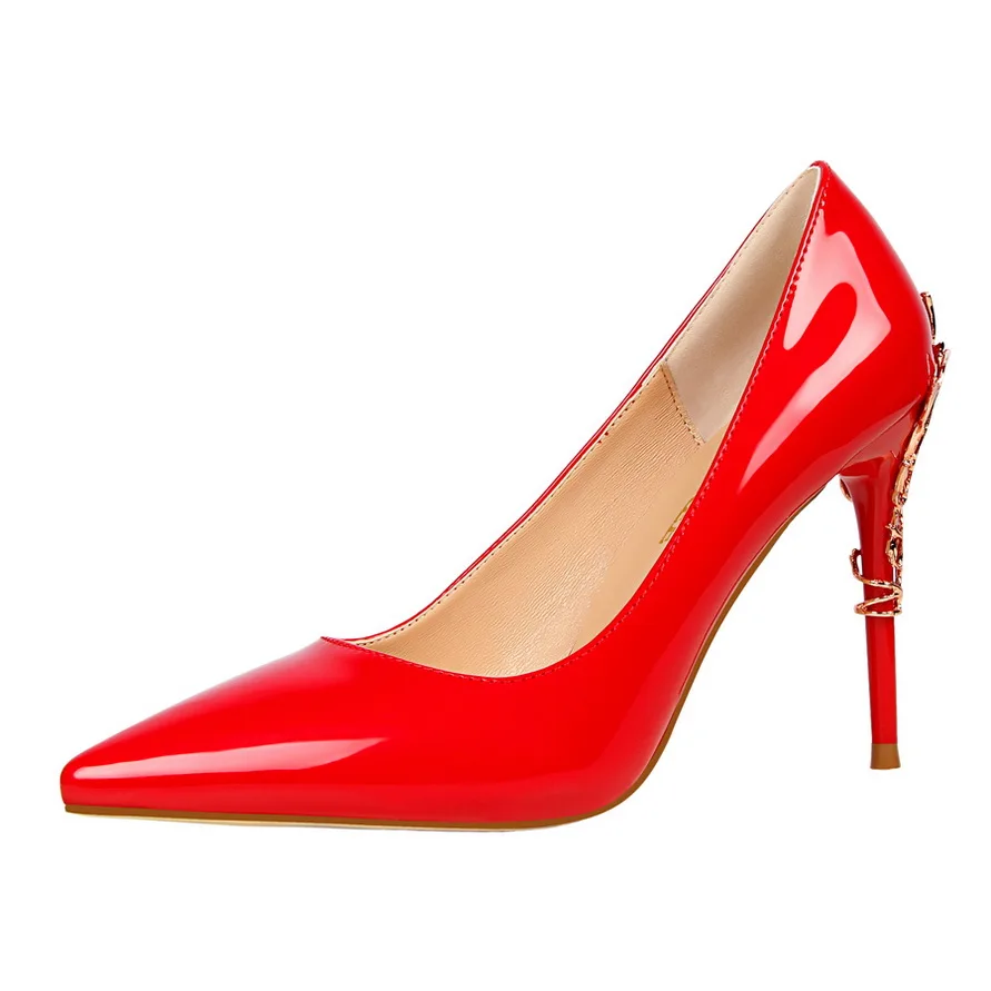 Женские свадебные туфли с острым носком на высоком каблуке золотого и