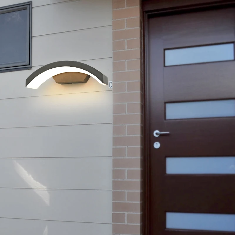 Уличный настенный светильник 18 Вт светодиодный с датчиком движения