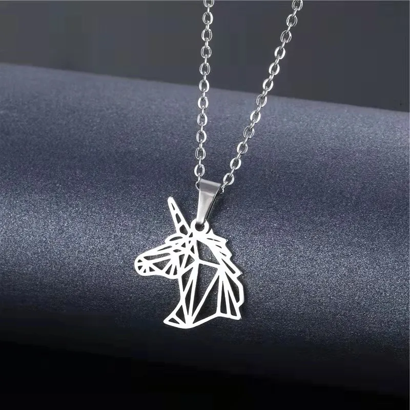 Оптовая продажа 10 ожерелий с милым единорогом ожерелье полым кулоном из