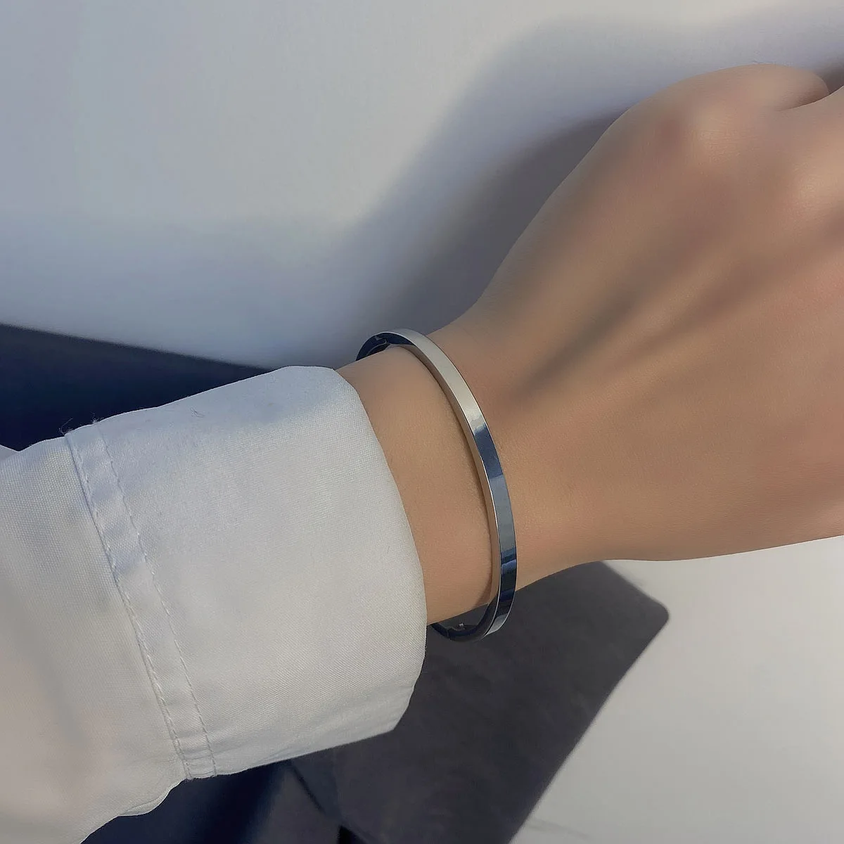 

2021 New Simple Plain Ring Bracelet for Women Female High-End Custom Retro Creative Bracelet star with the Same Accessories