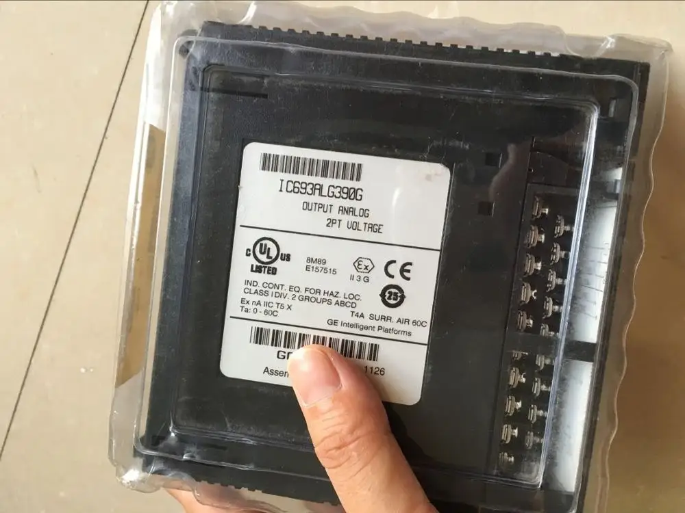 

New original spot IC693ALG390G