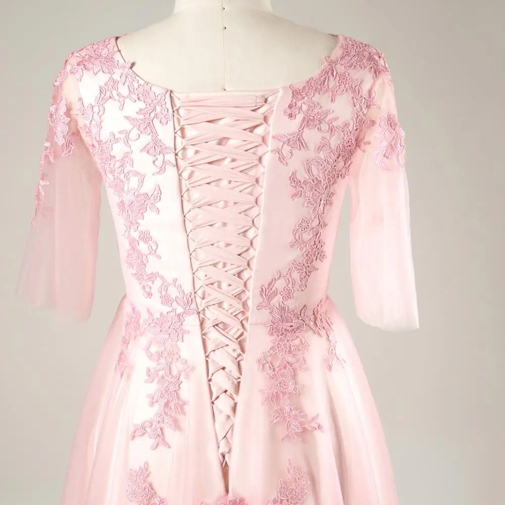 Вечерние платья трапециевидной формы с v-образным вырезом длиной до колена llusion