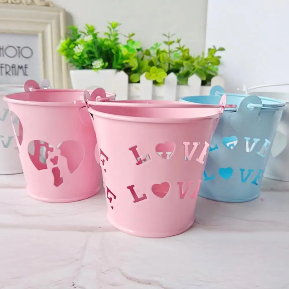 

Modern Style Multi-purpose Candy Storage Bucket Metal Beautiful Hollow Heart Shape Snack Storage Bucket for Party