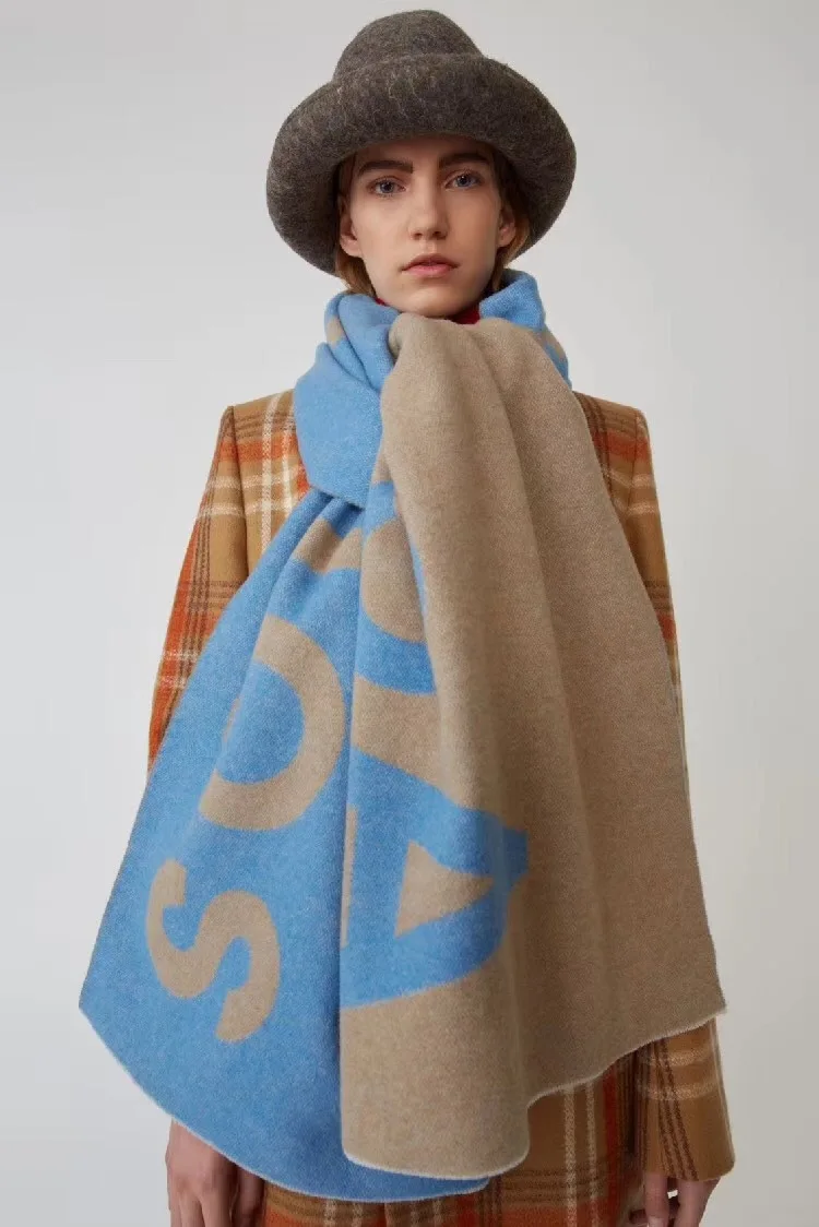 

Autumn and Winter 2018 New American and European AC Family Cashmere Scarf Shawl Logo Logo Scarf Hundred Ladies winter scarf