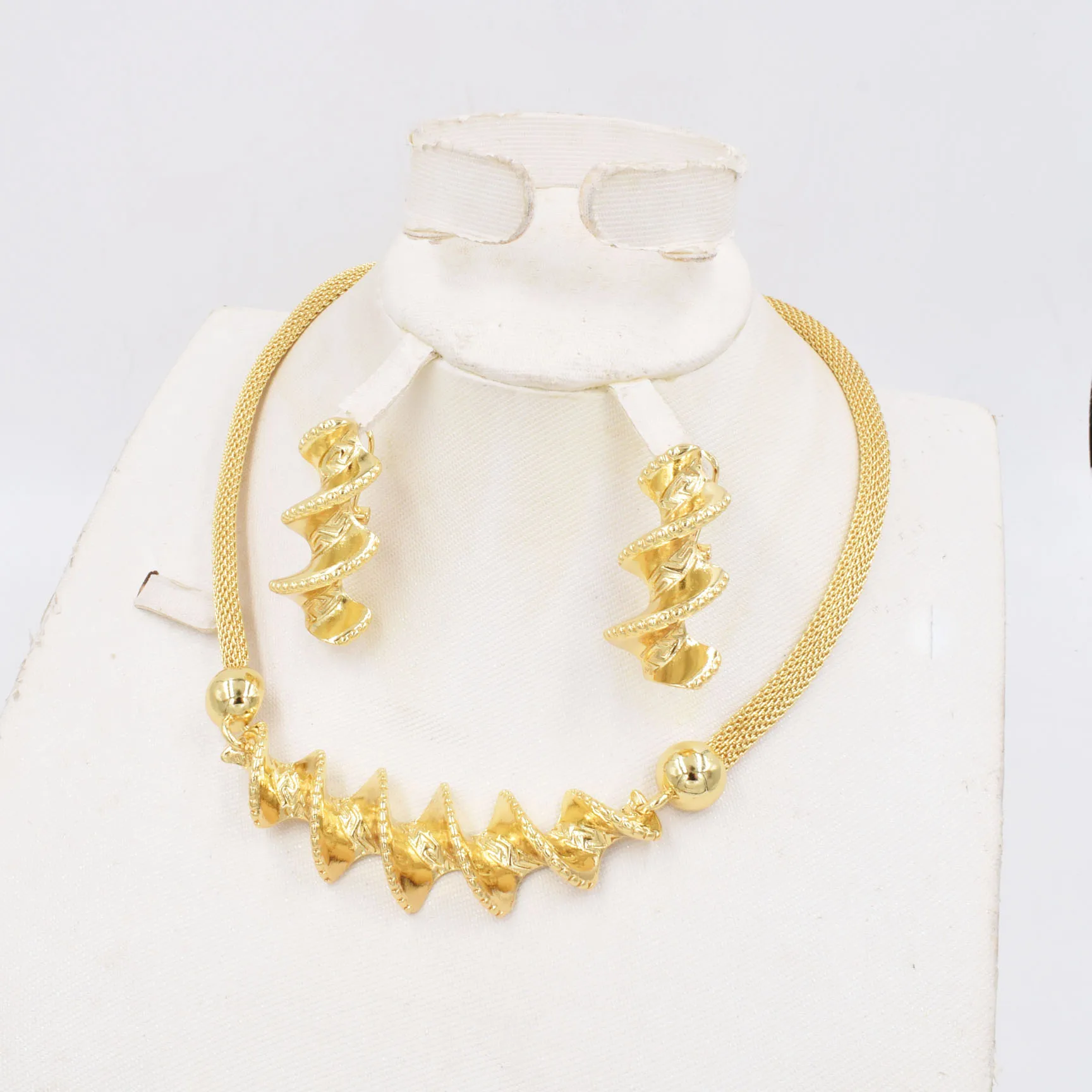 Модные золотые Цвет висячие серьги кулон колье чокер нигерийский набор