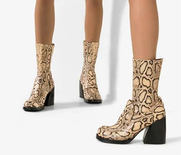 

Женские ботильоны на толстом каблуке Moraima, черные кожаные ботинки с квадратным носком, с узором под питон, для верховой езды, осень 2019