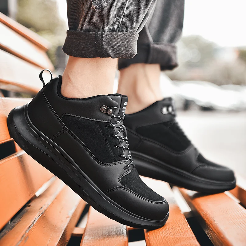 Новые зимние мужские ботинки модная теплая зимняя обувь на толстой нескользящей