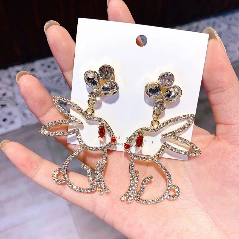 Корейские модные серьги, яркий блестящий хрустальный кролик, милый полый Кристальный кулон, массивные серьги, Женские Ювелирные изделия для девушек