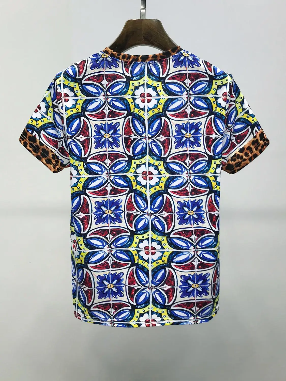 

Tops & YK11523Fashion Tees 2021 Runway Luxury famous Brand European Design Short Print party style T-Shirts Men's Clothing