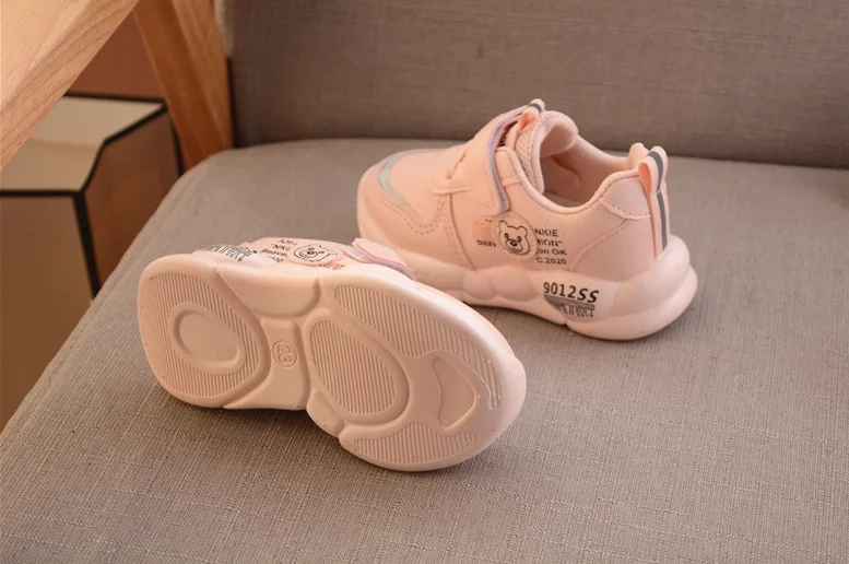 Детские кожаные кроссовки Повседневная дышащая нескользящая обувь для бега с