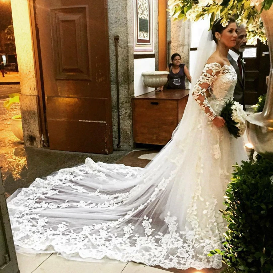 

GY shipping free 3x3m4m5m Extra Long Trailing Cathedral Romantic Wedding Veil Applique With Comb Ladies Veil Accessories