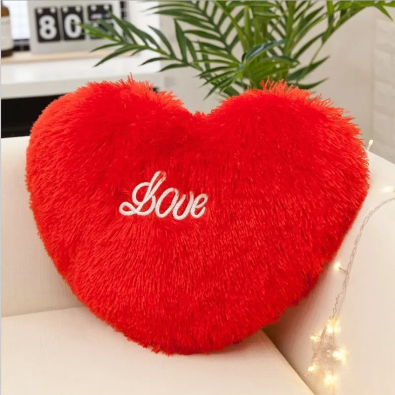 Подушка для дивана мягкая плюшевая подушка с сердечками девочек розовая