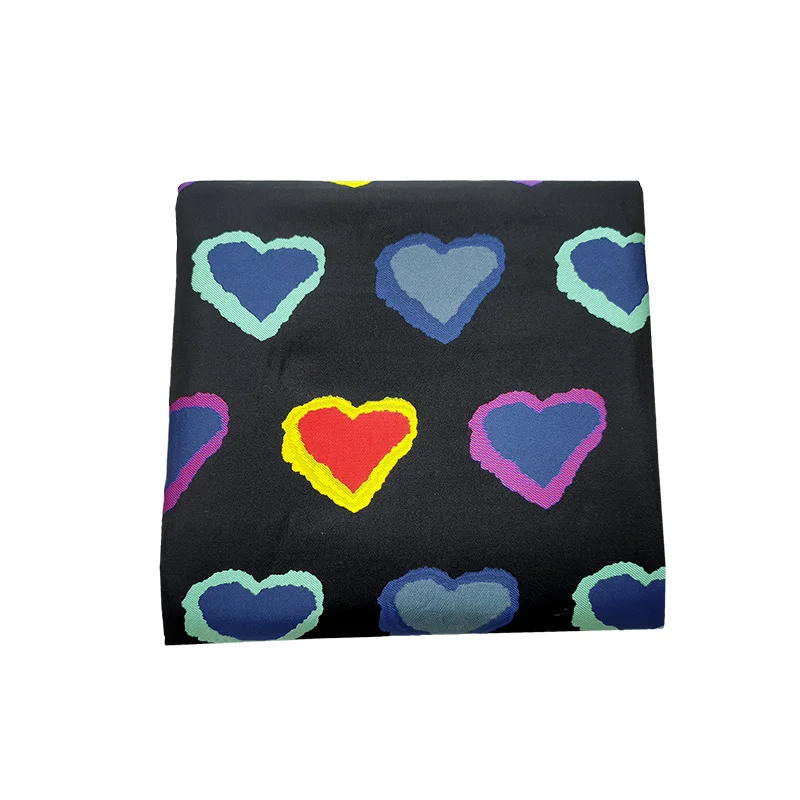 

Europe and the United States love precision jacquard windbreaker fabric, sewing fabric factory shops are not out of stock