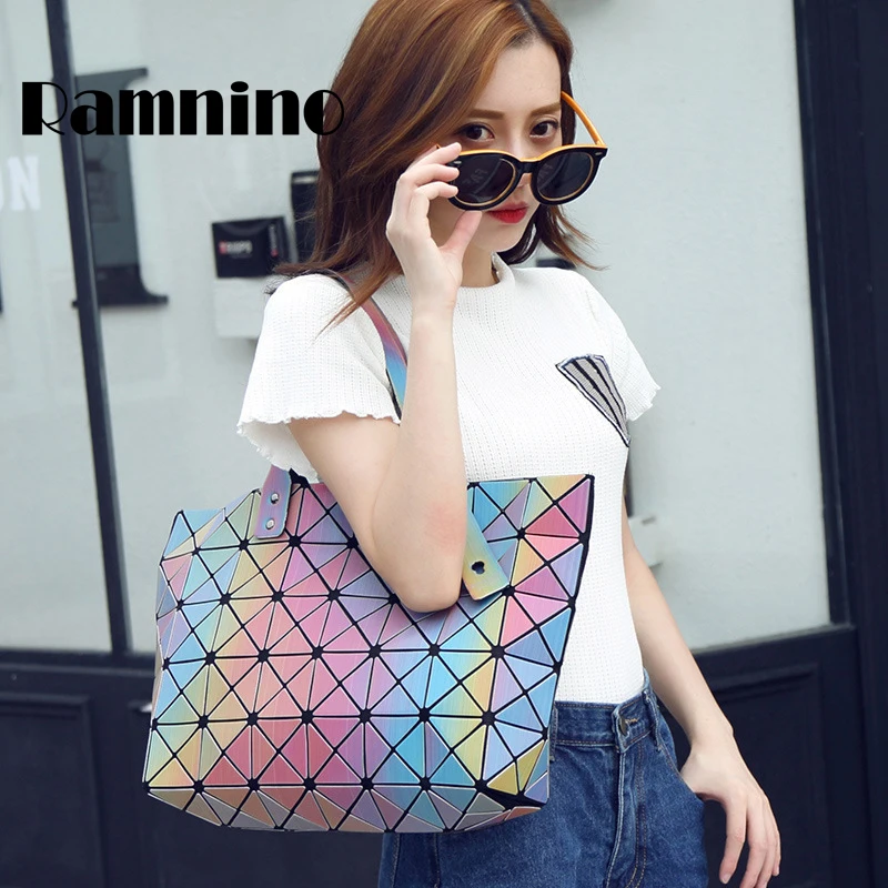 Светящаяся сумка женская Большая вместительная Геометрическая Сумка Радужная