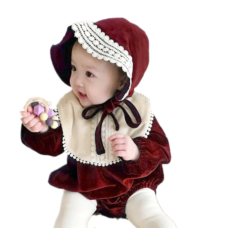 Осенняя одежда для маленьких девочек Кружевной цельнокроеный комбинезон