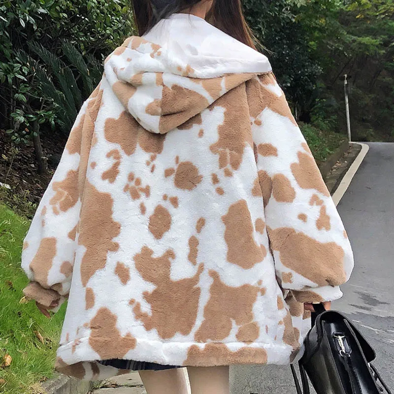 

2020 Winter New Lambswool Coats Hooded Kawaii Cute Teddy Lolita Woolen Coats Women Streetwear Baseball Tie Dye Jacket Harajuku