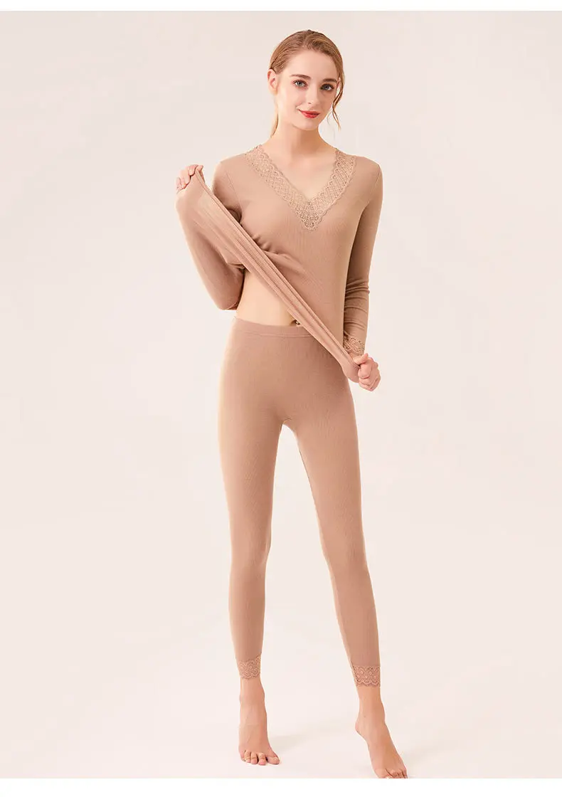 Комплект женского нижнего белья теплый из 82% шерсти с v-образным вырезом 18 дюймов