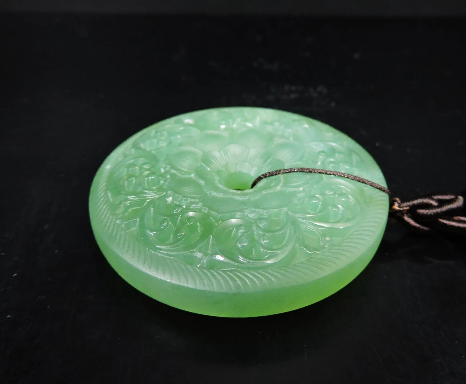 

Jade Jewelry Natural Jade Pendant Necklace Hand-Carved lotus flower&Ruyi coin Jadeite Necklace Pendant Gift No Treatment 776f