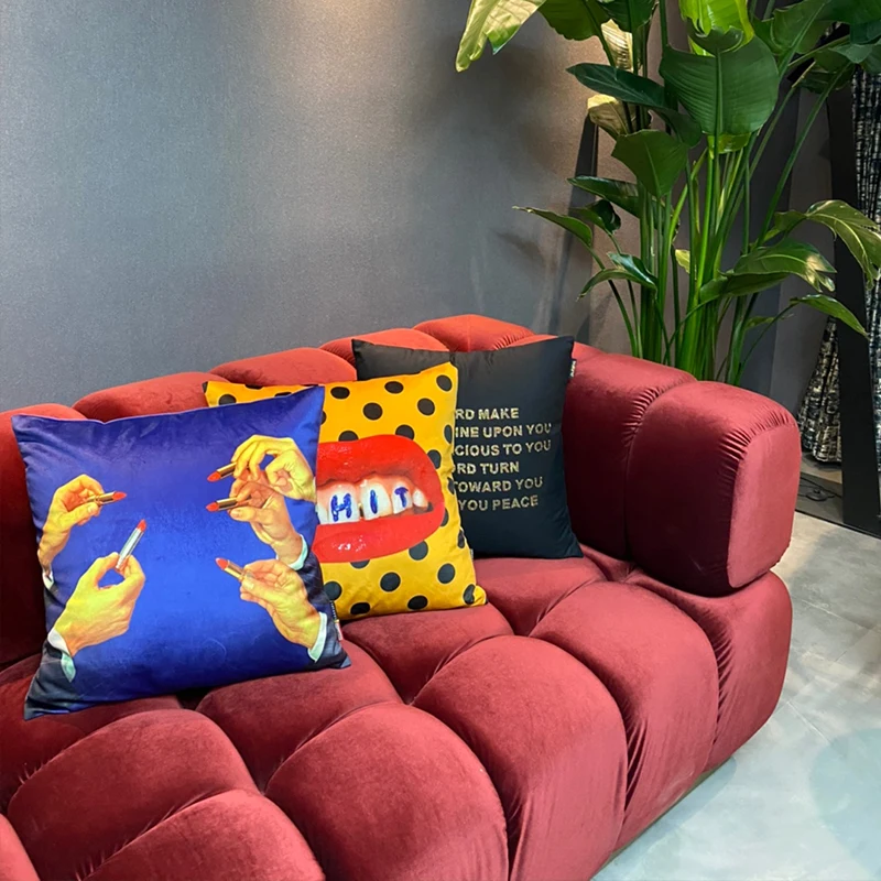 

Creative Sofa Cushion Cover Italian Style Red Lips Double-sided Pattern Thicken Pillow case Sofa Decoration Car Adornment