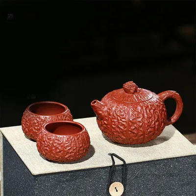 

Hot Sell New 240ml Yixing Purple Clay Teapot Jingangputi Xishi teapot Raw Mine Dahongpao Teapot Tea Set Gift Tea Maker Tea Sets