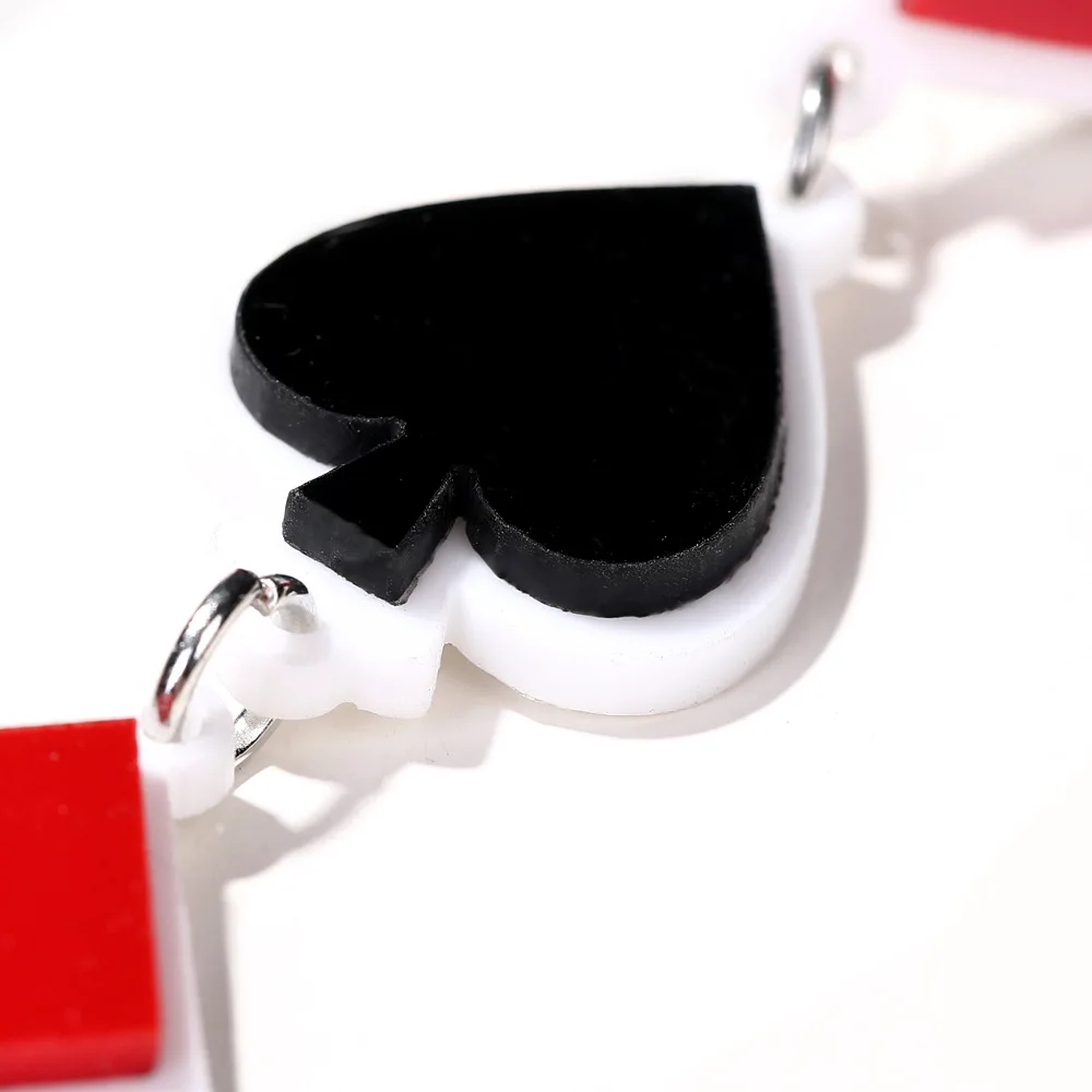 Акриловые геометрические длинные серьги в виде игральных карт Женская