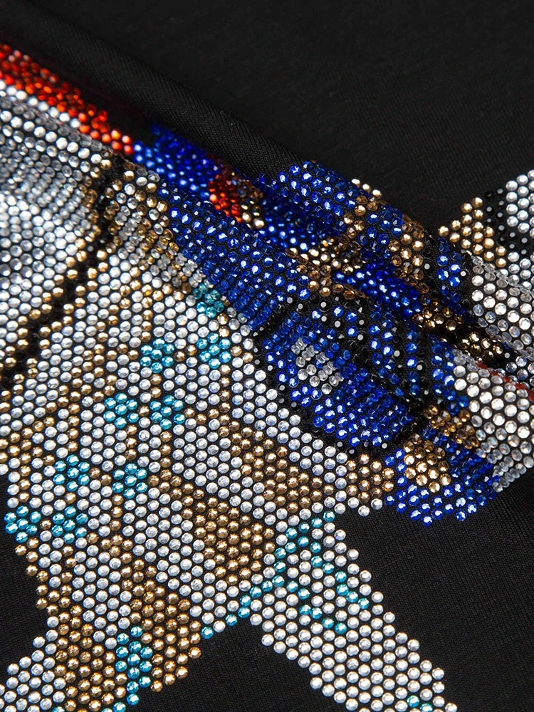 

Luxury 2021 New Technology Animal Hot Rhinestone Pattern T-Shirt Fashion Youth Design Sets Men's Tracksuit Trend Short Sleeve