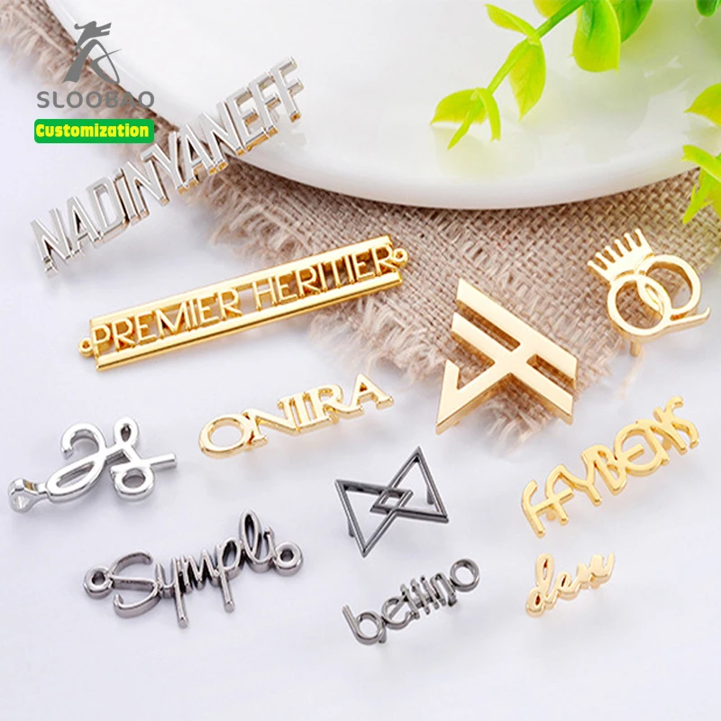 

Металлические, оптовая продажа, вывески для карт, крючки Sun D, кнопка блокировки, классная цепочка, гальванизированные белые никелевые литые ...