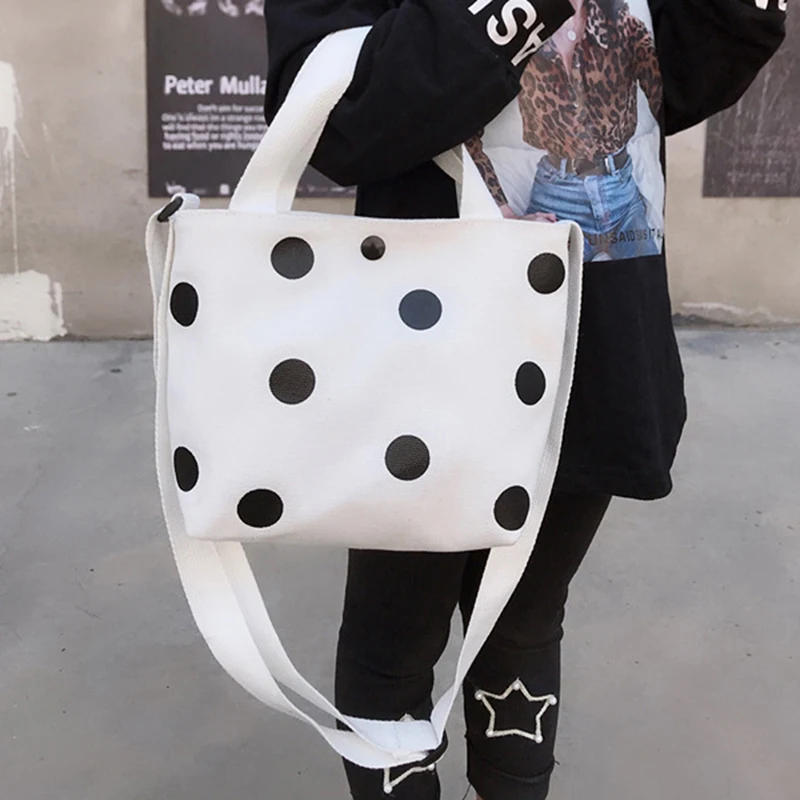

Fashion Retro Girl'S Canvas Handbag New Girls'S Casual Polka Dot Zipper Simple Shoulder Bag