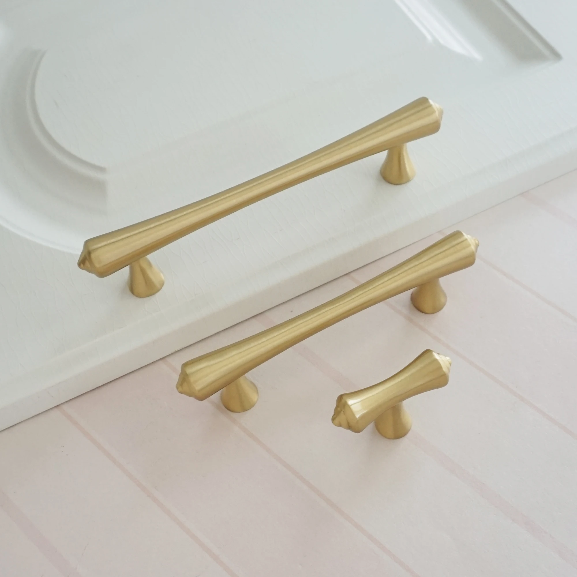3 75 &quot5&quot Чистая медь шкаф тянуть ручки т типа латунные дверные современный