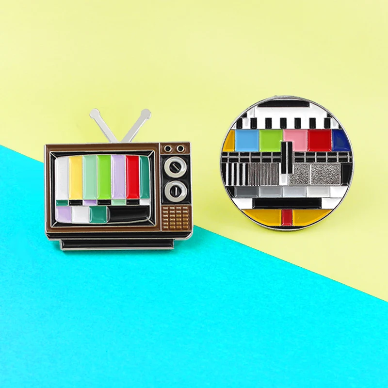 80s Vintage Cable Television TV Shape Brooches Colour Enamel Pins No Signal TV television Brooch Parents Friend Badge Jewelry