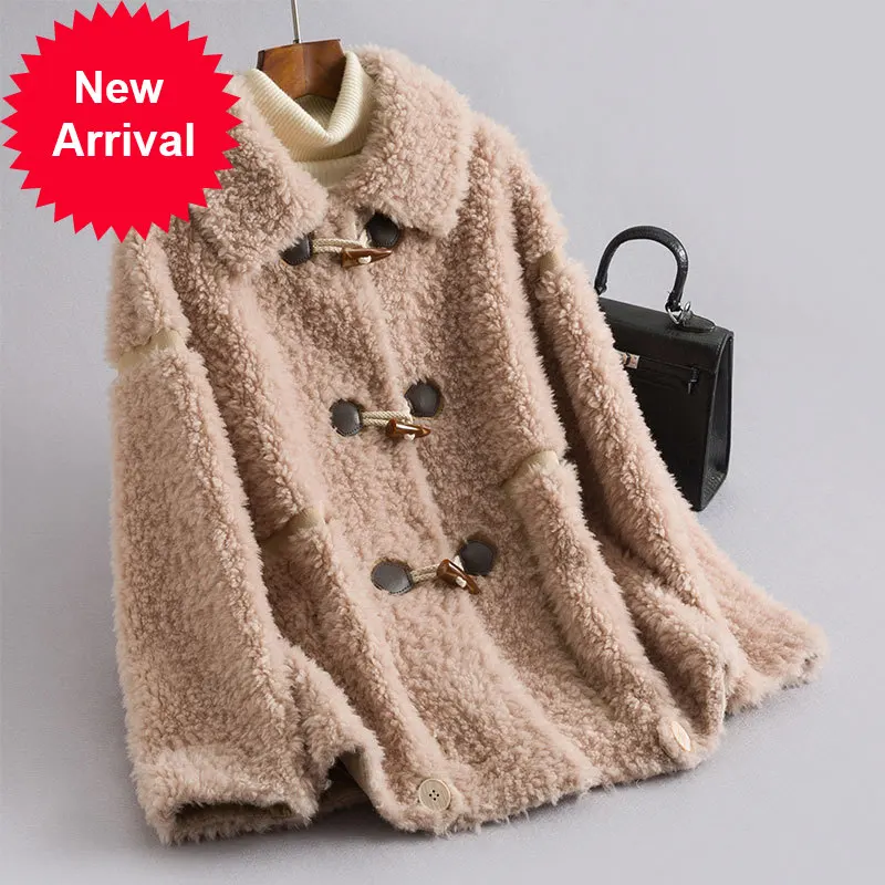 

Price wool coat women's croissant buckle wool cut short Winter new fur fur coat
