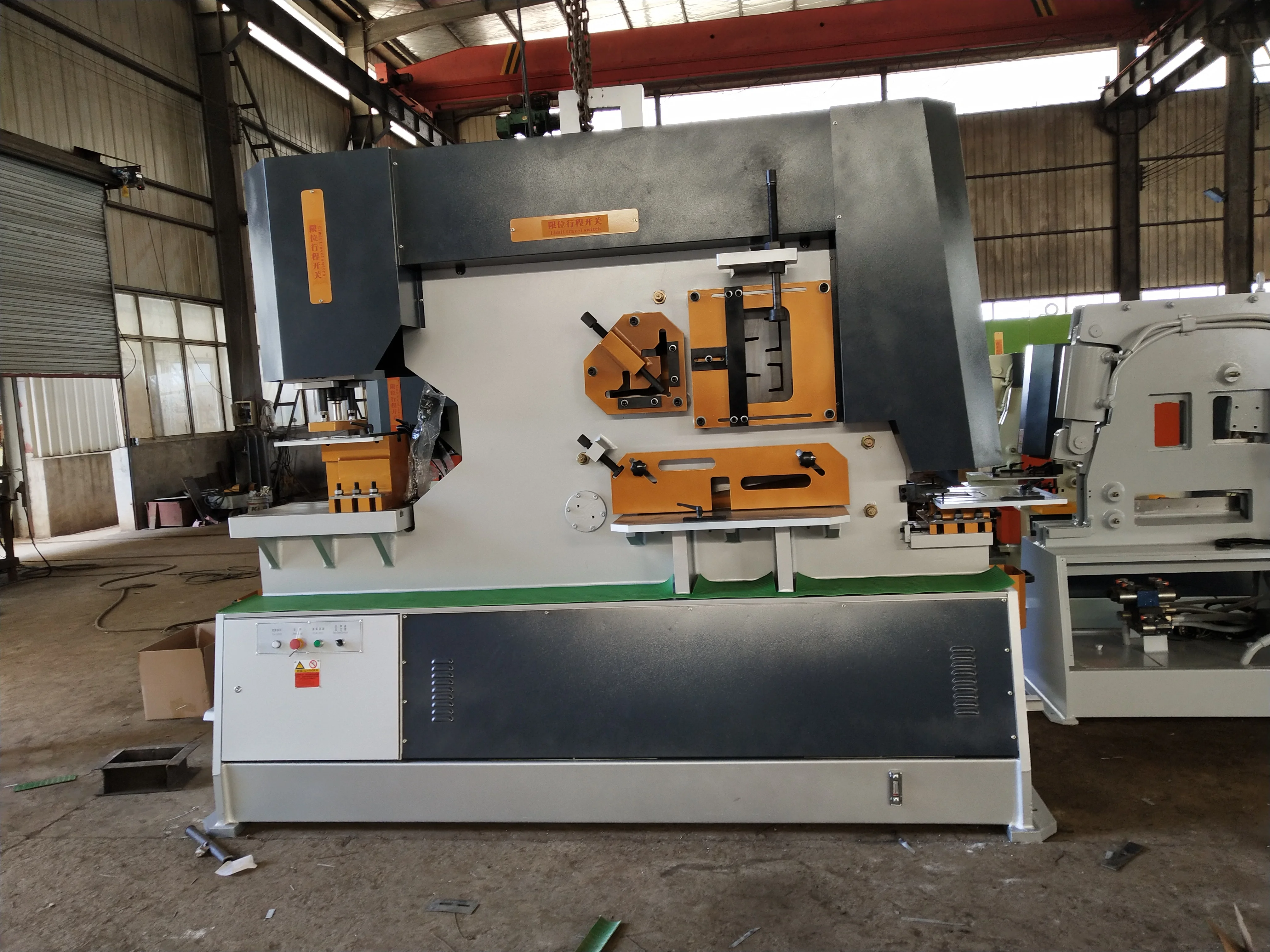 iron worker machine multi function hydraulic combined punching and shearing | Инструменты