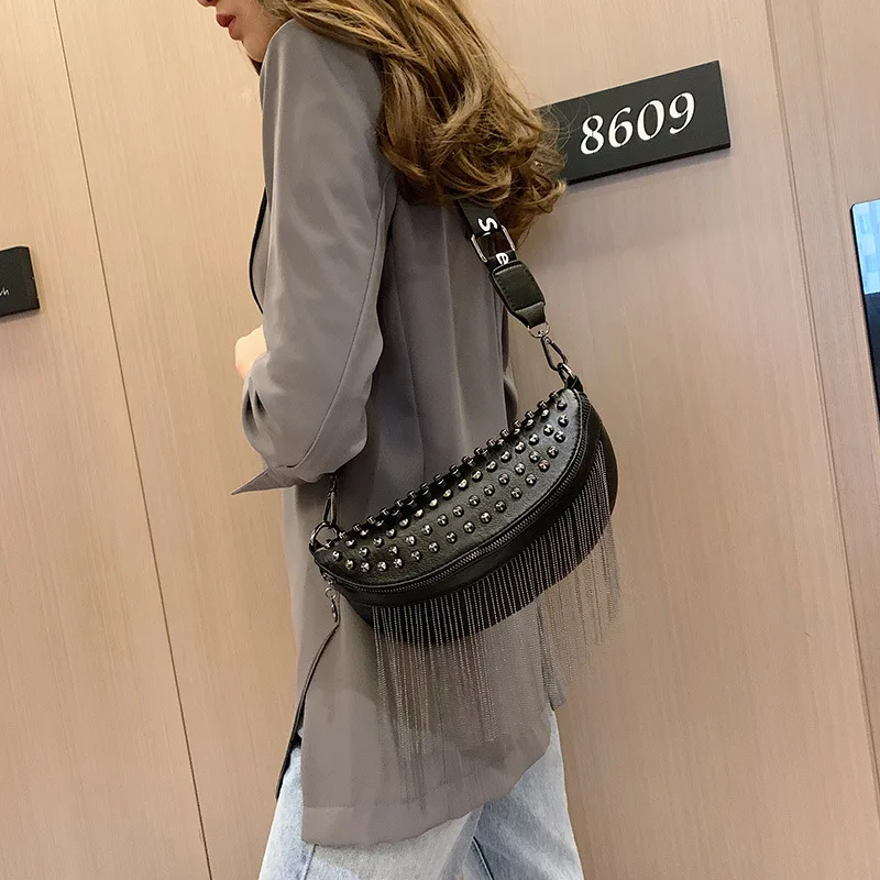 

Ladies fashion new oblique cross chest package joker