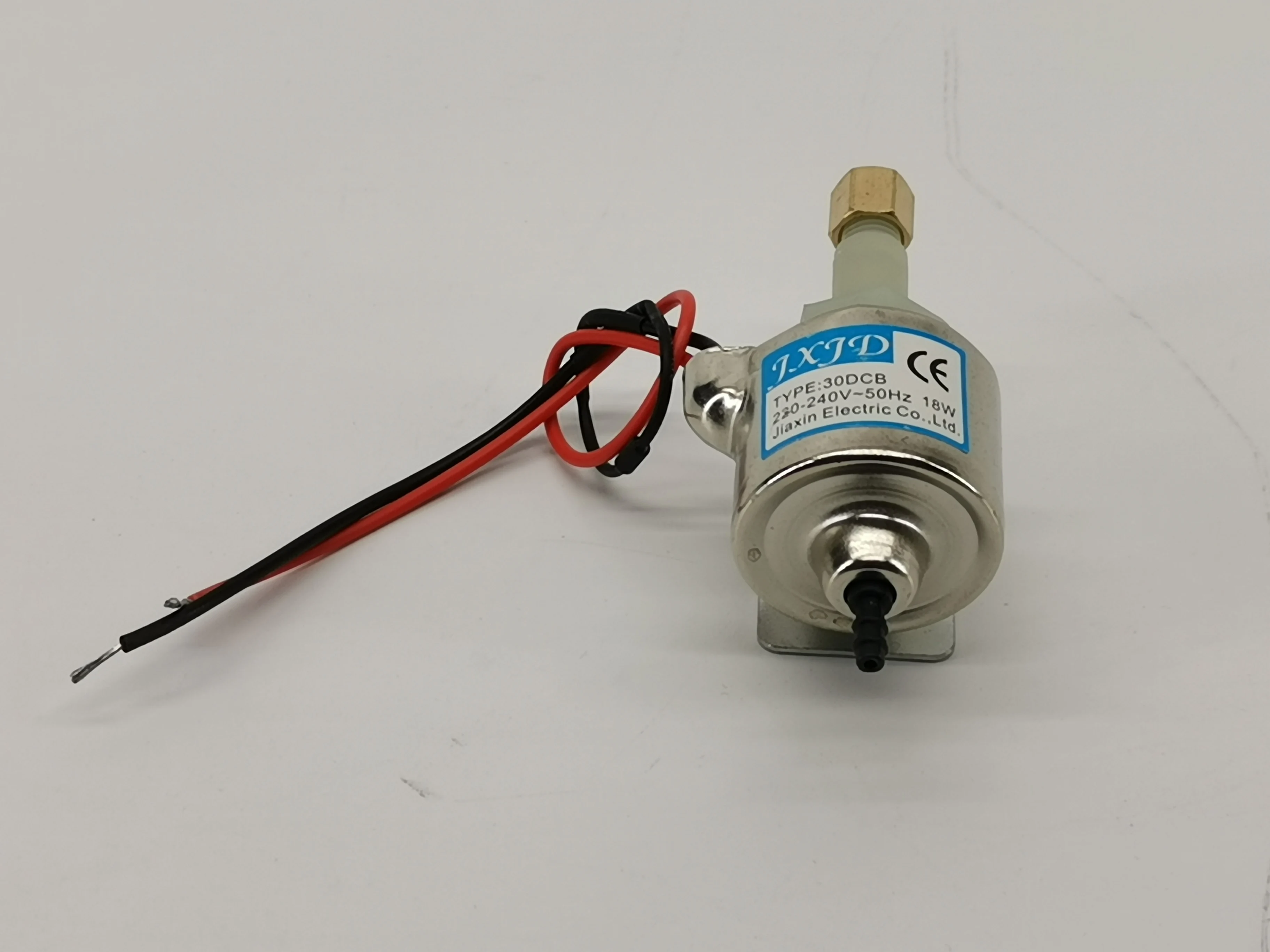18 Вт масляный насос 30DCB 110 v-220 v 400 W дымовая машина специальный масляный насос противотуманная машина