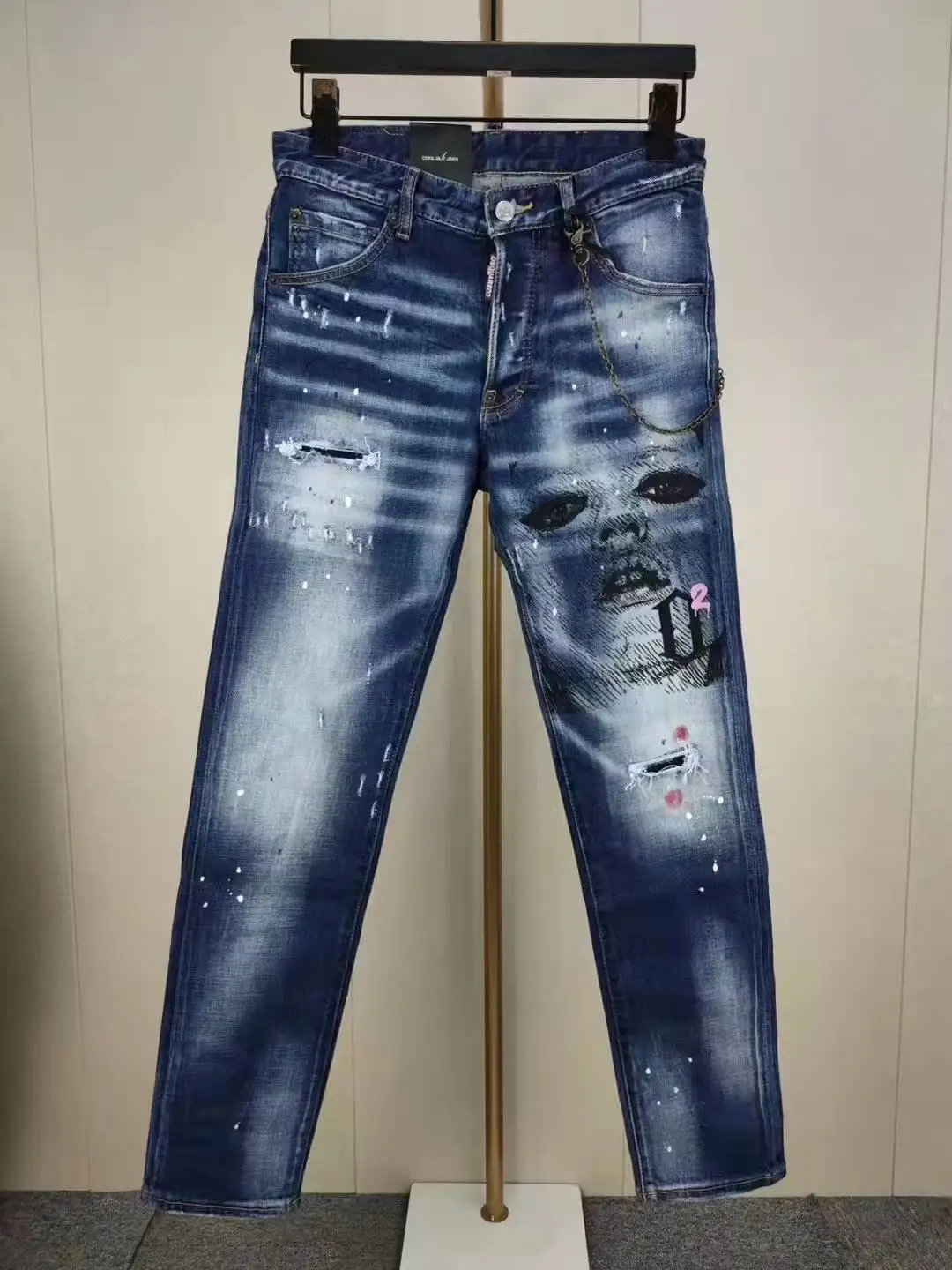 

Модные трендовые мужские джинсы Dsquared2 с эффектом потертости, ношения, дырки, разрисованные пятна * N001, 2021