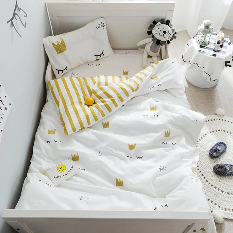 Комплект постельного белья детский из 3 предметов с наволочкой и простыней | Мать