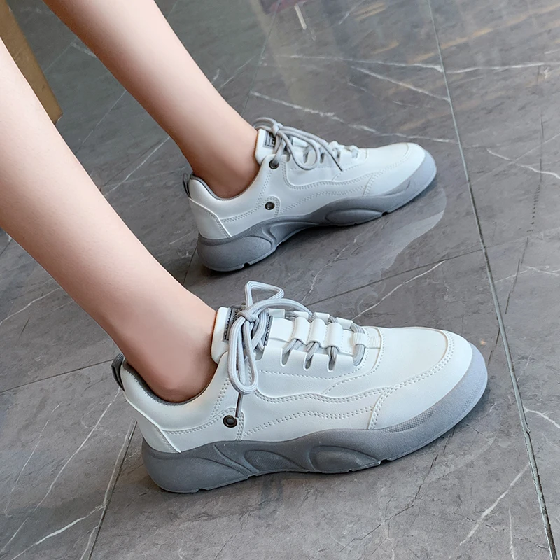 

autumn New Shallow Student Girls Shoes Fashion Thick Bottom Lace-up Flat Breathable Low-top Walking Sneakers Casual Shoes 2020