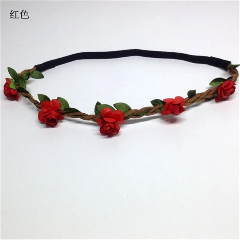 В богемном стиле с цветочным принтом и розами для свадебных торжеств Корона