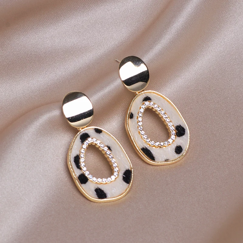 Классические плюшевые леопардовые серьги с кристаллами для женщин