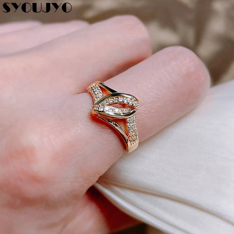 

Женские кольца из розового золота 585 пробы, с фианитом