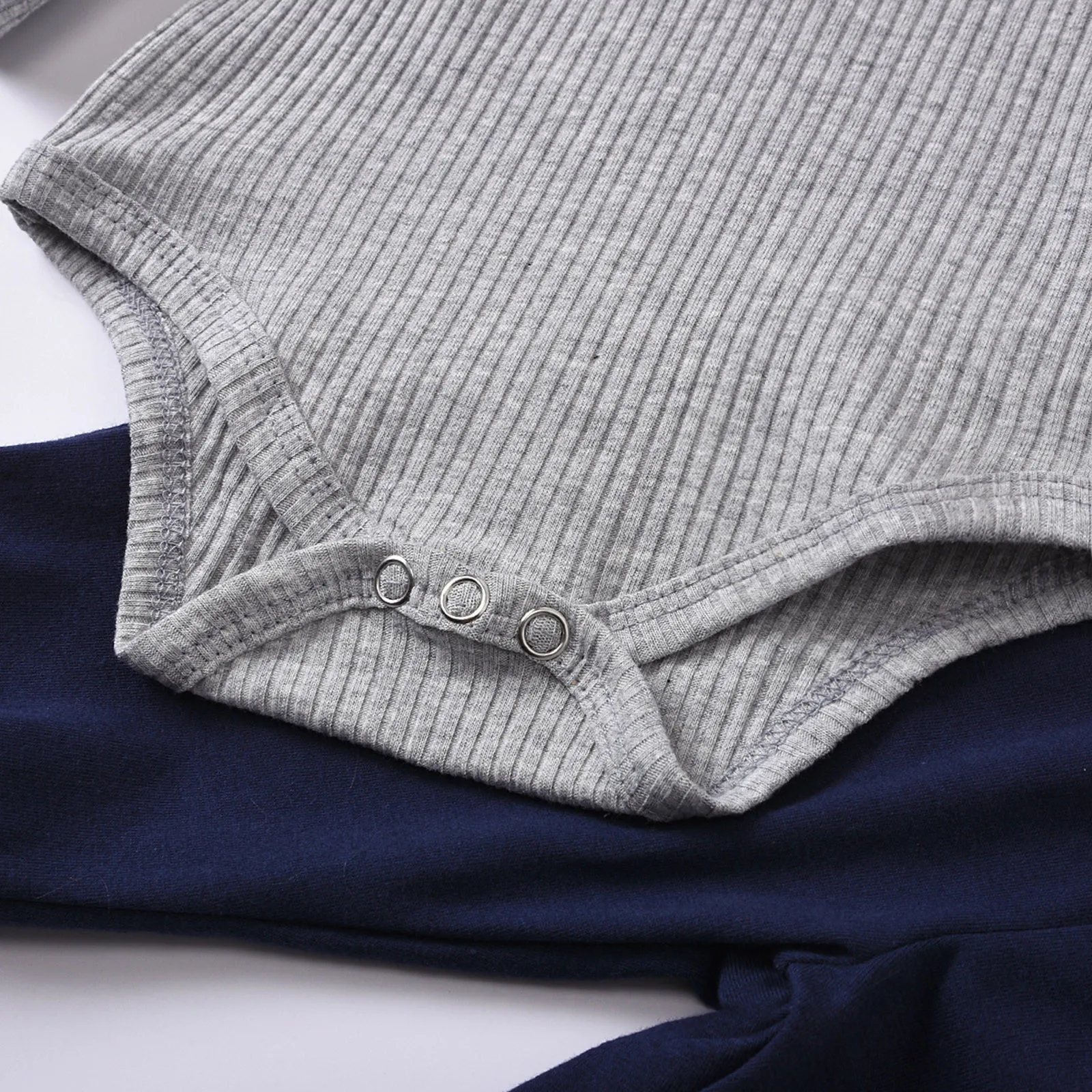 

6-18 Months newborn baby suit for boys and infants long-sleeved solid color top and long pants suit 6*