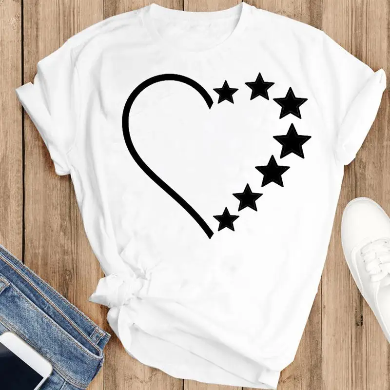 

Женская футболка с рисунком сердца, с коротким рукавом