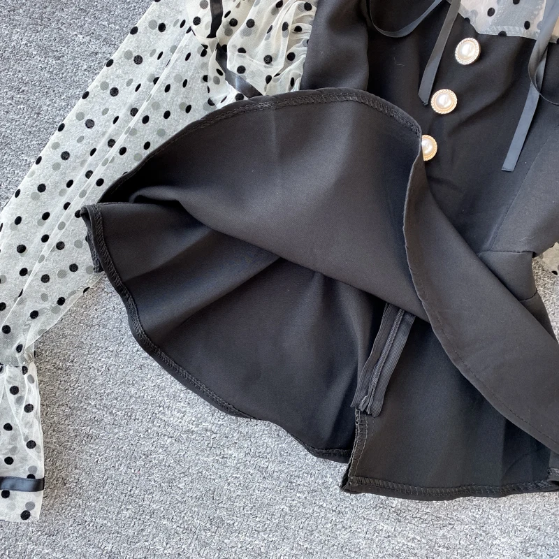 

Women's French Vintage Shirt Spring Autumn New Temperament Tops Wave Dot Mesh Patchwork Ruffled Flare Sleeve Shirt Tops ML686