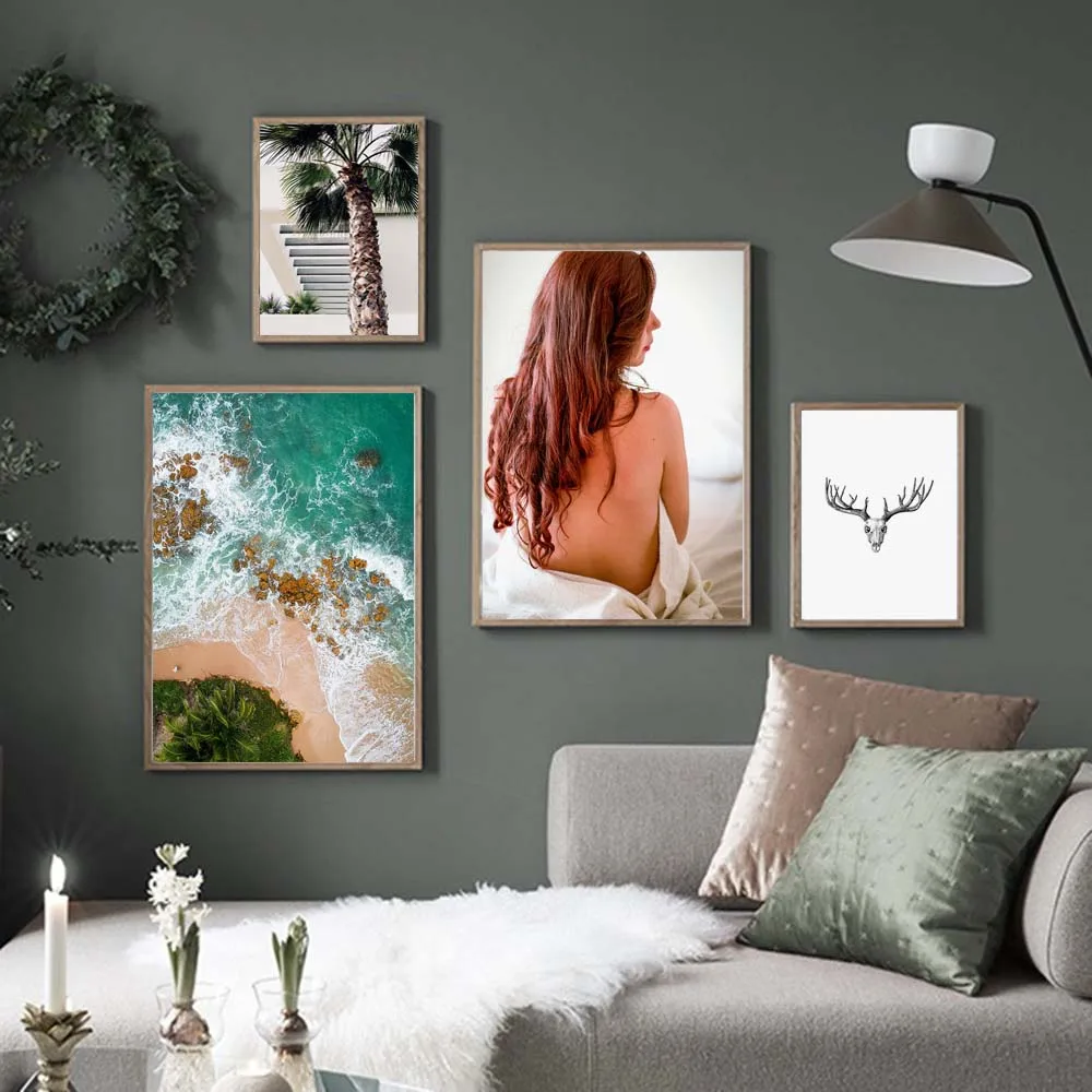 Скандинавские плакаты и принты с изображением откровенной девушки обнаженной