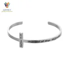 Регулируемые браслеты из нержавеющей стали с изображением Иисуса и Креста для женщин, мужские ювелирные изделия, манжета, Христианский подарок, молитесь ко всему Богу