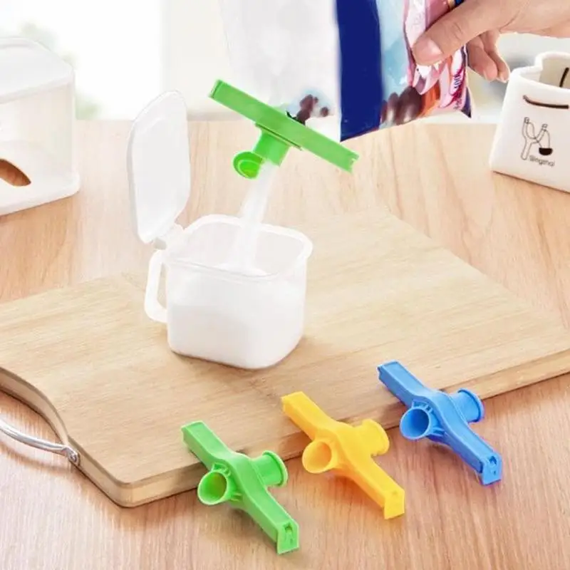 

Creative Reuseable Bag Clip Snack Fresh Food Storage A Vacuum Type Sealing With Spray Food Nozzle Kitchen Cap Clip Mini Sea F7B6
