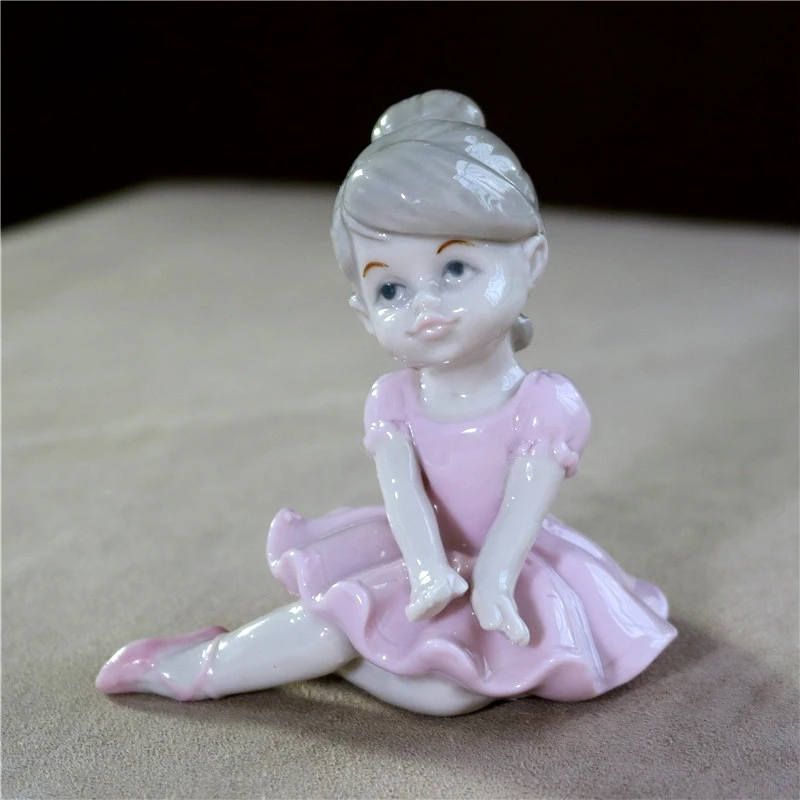 Фарфоровая кукла балерина миниатюрная настольная керамическая фигурка балерины