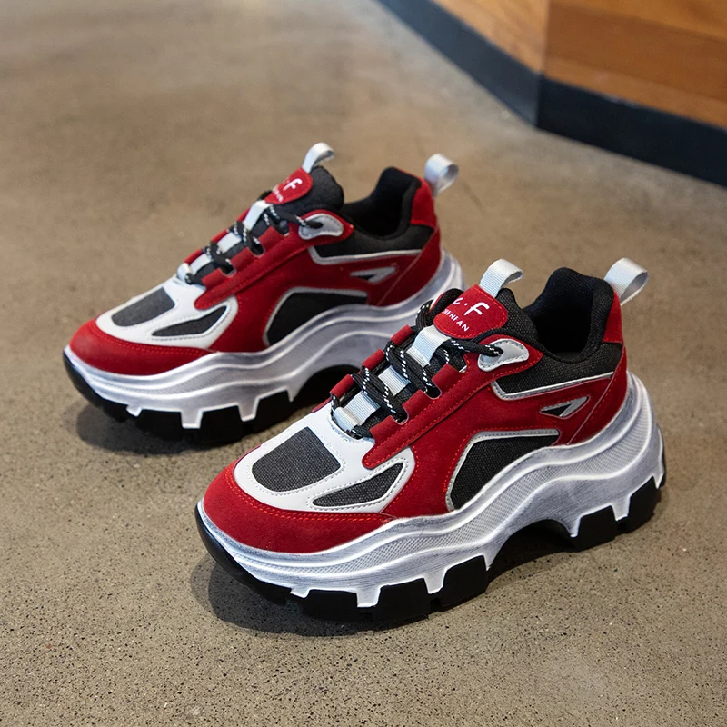 

Women Chunky Sneakers Vulcanize Shoes Female Daddy Shoes Black White Platform Thick Sole Running Casual Shoes Woman Creepers